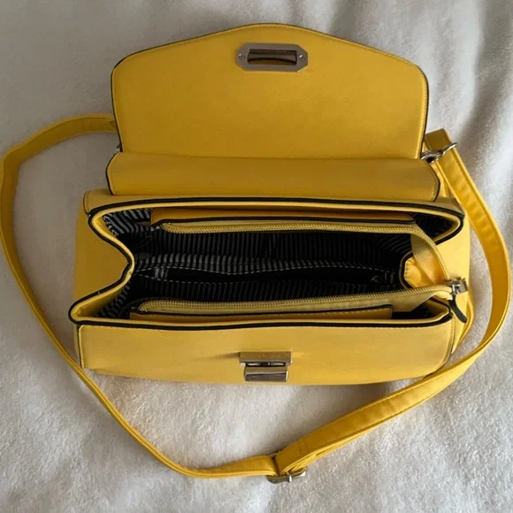 Yellow Handbag with Silver Accents - Picture 3 of 3